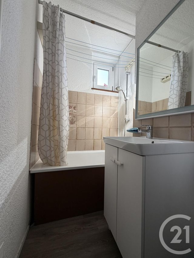 Appartement &agrave; vendre - 2 pi&egrave;ces - 27,67 m2 - Les Rousses - 39 - FRANCHE-COMTE
