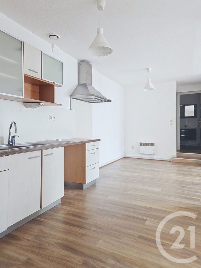 Appartement F3 &agrave; louer - 3 pi&egrave;ces - 69,25 m2 - Hauts De Bienne - 39 - FRANCHE-COMTE