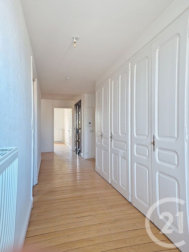 Appartement T5 &agrave; louer - 7 pi&egrave;ces - 166,23 m2 - St Laurent En Grandvaux - 39 - FRANCHE-COMTE