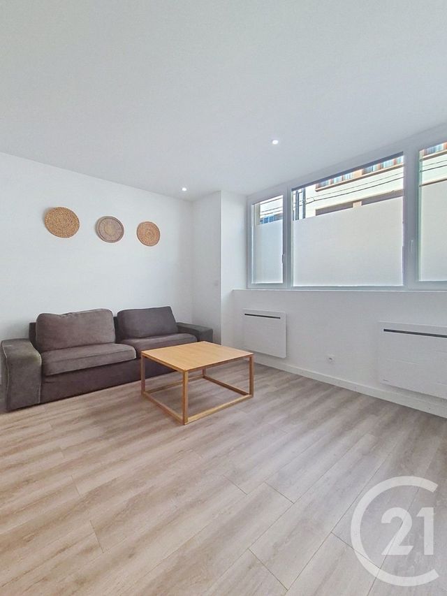 Appartement T2 &agrave; louer - 2 pi&egrave;ces - 49,30 m2 - Hauts De Bienne - 39 - FRANCHE-COMTE