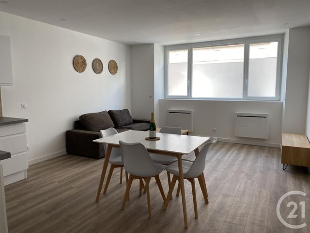 Appartement T2 &agrave; louer - 2 pi&egrave;ces - 49,30 m2 - Hauts De Bienne - 39 - FRANCHE-COMTE