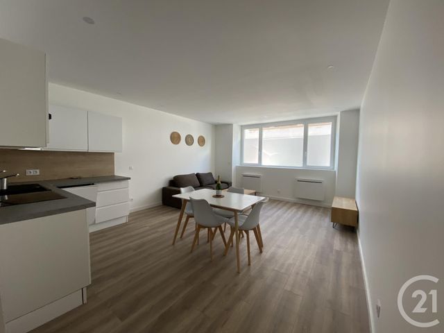 Appartement T2 &agrave; louer - 2 pi&egrave;ces - 49,30 m2 - Hauts De Bienne - 39 - FRANCHE-COMTE