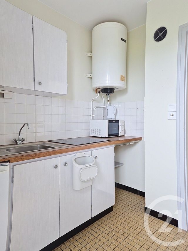 Appartement F1 &agrave; louer - 1 pi&egrave;ce - 25,53 m2 - Les Rousses - 39 - FRANCHE-COMTE
