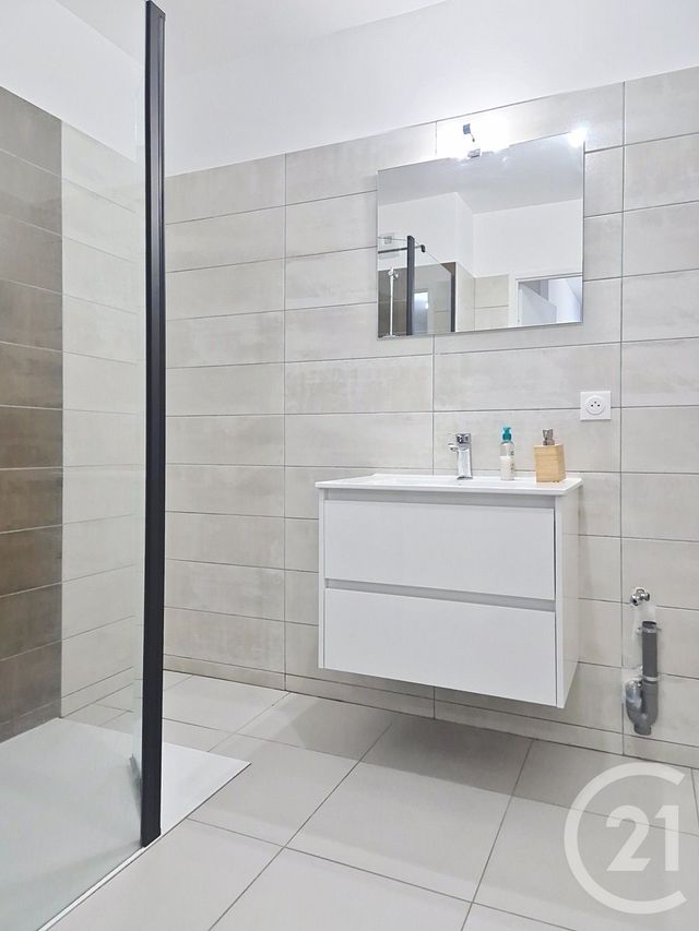 Appartement F4 &agrave; louer - 4 pi&egrave;ces - 90,11 m2 - Les Rousses - 39 - FRANCHE-COMTE