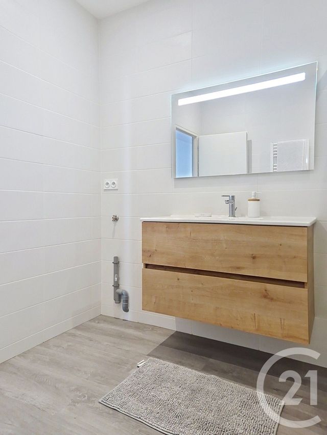 Appartement T2 &agrave; louer - 2 pi&egrave;ces - 54,24 m2 - Hauts De Bienne - 39 - FRANCHE-COMTE