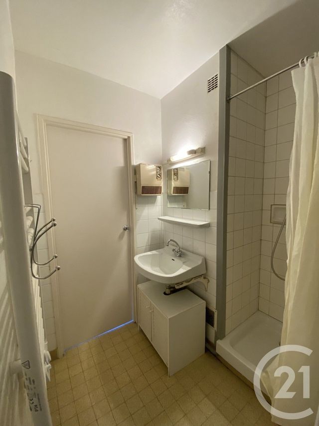 Appartement T2 &agrave; louer - 2 pi&egrave;ces - 44,83 m2 - Les Rousses - 39 - FRANCHE-COMTE