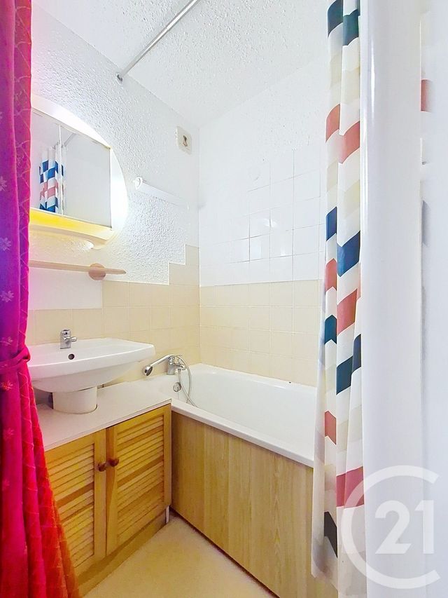 Appartement Studio &agrave; louer - 1 pi&egrave;ce - 22,38 m2 - Les Rousses - 39 - FRANCHE-COMTE