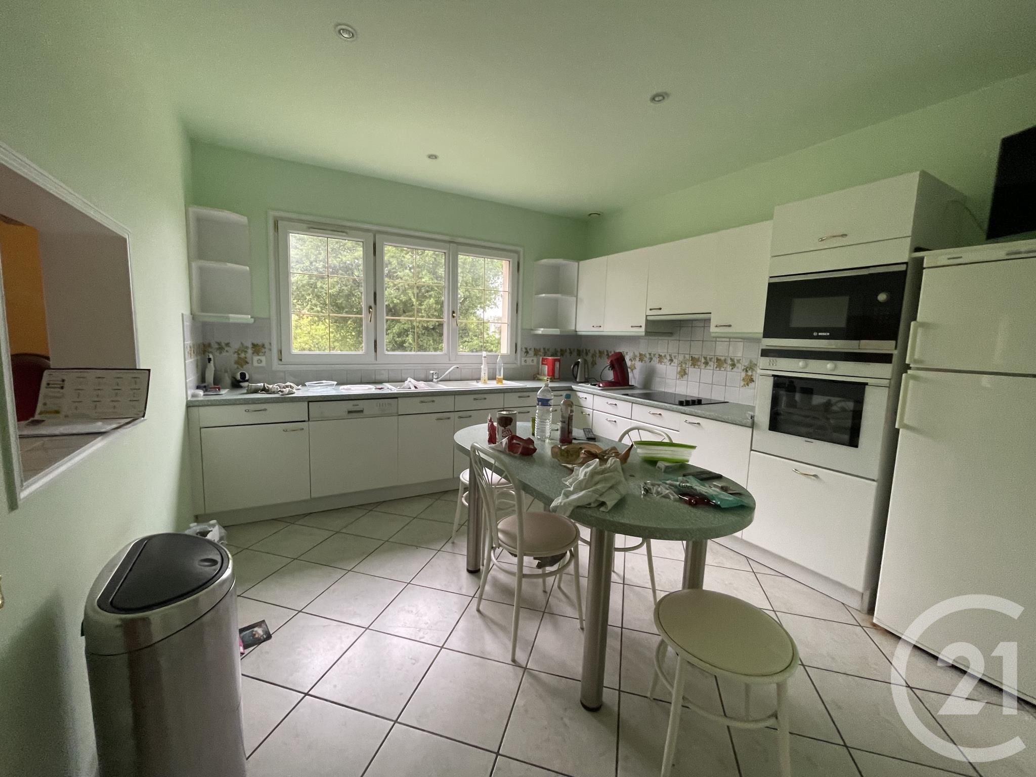 Maison à vendre - 8 pièces - 164,50 m2 - Gaillon - 27 - HAUTE-NORMANDIE — 3
