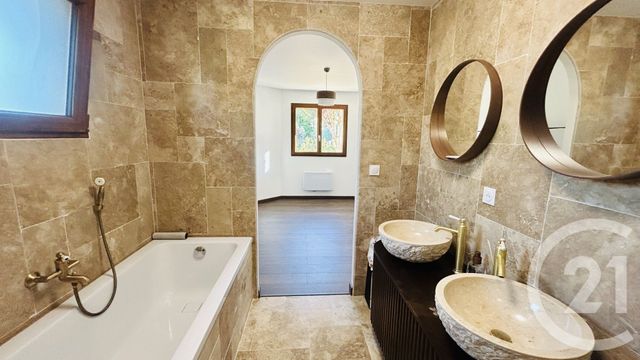 Maison à vendre - 6 pièces - 163 m2 - Gaillon - 27 - HAUTE-NORMANDIE