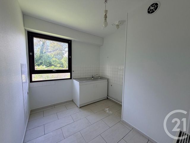 Appartement F3 &agrave; vendre - 2 pi&egrave;ces - 56,50 m2 - Vernon - 27 - HAUTE-NORMANDIE