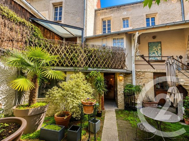 immeuble - VETHEUIL - 95