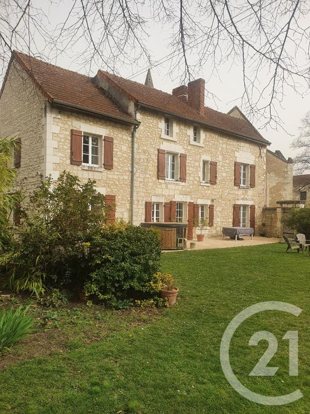 Maison &agrave; vendre - 7 pi&egrave;ces - 182,61 m2 - Chatellerault - 86 - POITOU-CHARENTES