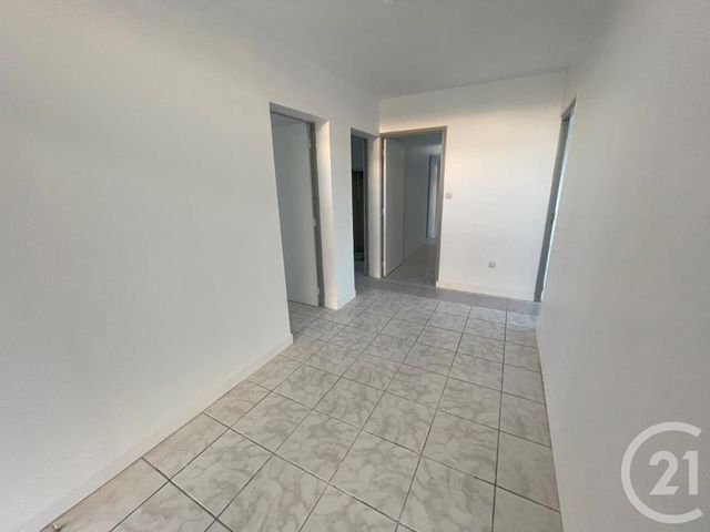Local commercial à louer - 100.0 m2 - 86 - Vienne