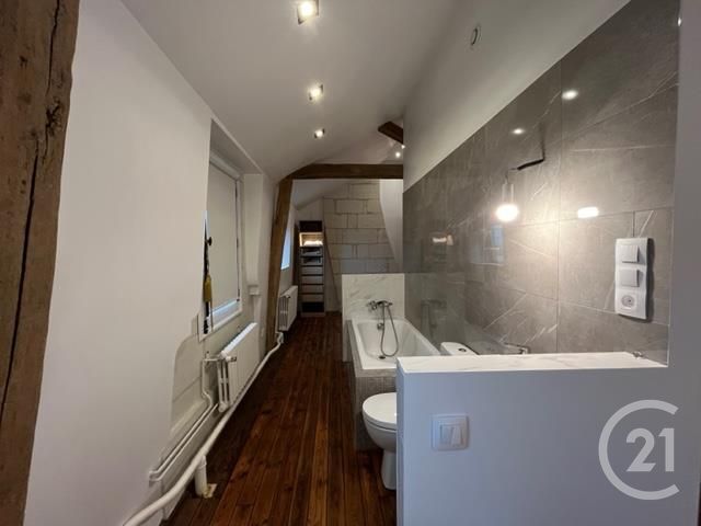 Maison à vendre - 5 pièces - 112 m2 - Chatellerault - 86 - POITOU-CHARENTES