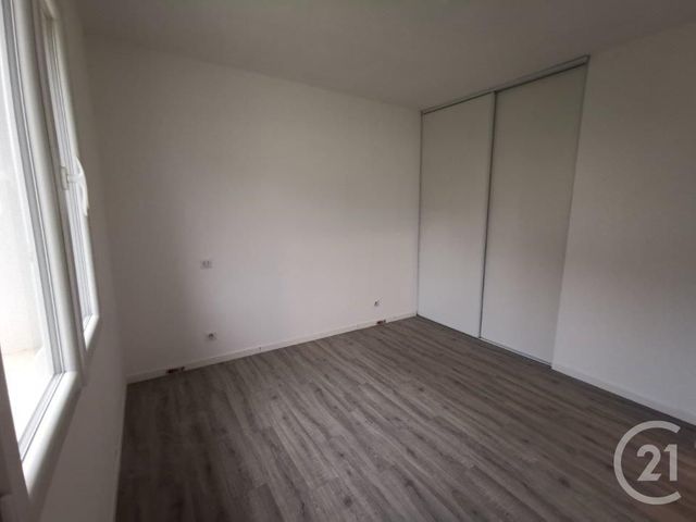 Maison à vendre - 8 pièces - 181,34 m2 - Chatellerault - 86 - POITOU-CHARENTES