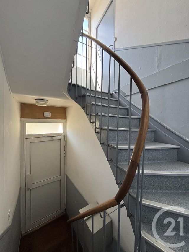 Appartement F1 à vendre - 1 pièce - 21,99 m2 - Chatellerault - 86 - POITOU-CHARENTES