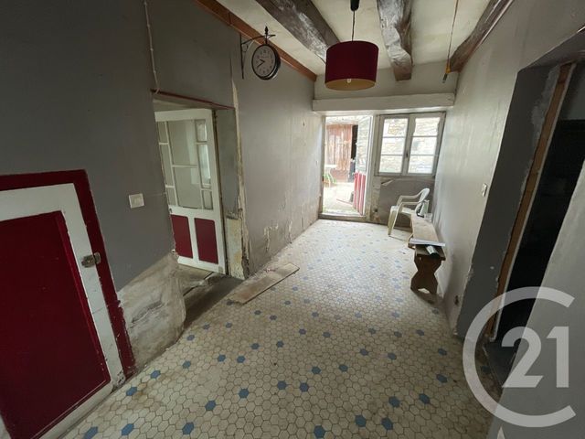 Maison à vendre - 2 pièces - 57 m2 - Yzeures Sur Creuse - 37 - CENTRE