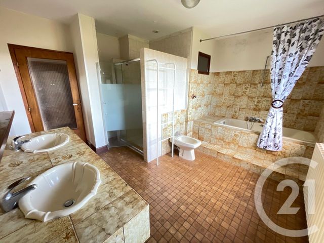 Maison à vendre - 6 pièces - 175 m2 - Thure - 86 - POITOU-CHARENTES