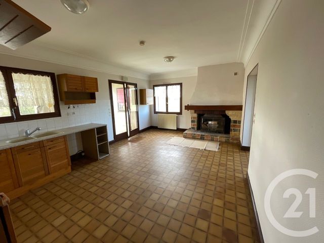 Maison à vendre - 6 pièces - 175 m2 - Thure - 86 - POITOU-CHARENTES