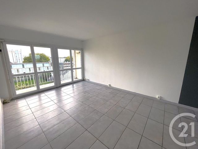 Appartement F3 à vendre - 3 pièces - 68,19 m2 - Chatellerault - 86 - POITOU-CHARENTES