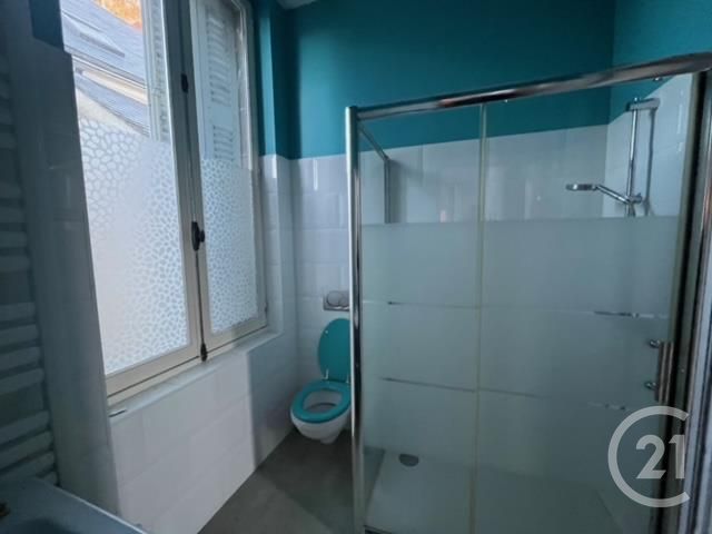 Maison à vendre - 7 pièces - 220 m2 - Chatellerault - 86 - POITOU-CHARENTES