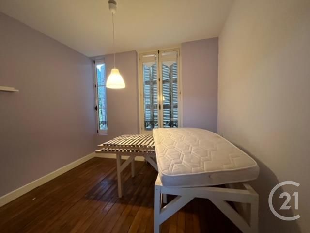 Maison à vendre - 7 pièces - 220 m2 - Chatellerault - 86 - POITOU-CHARENTES