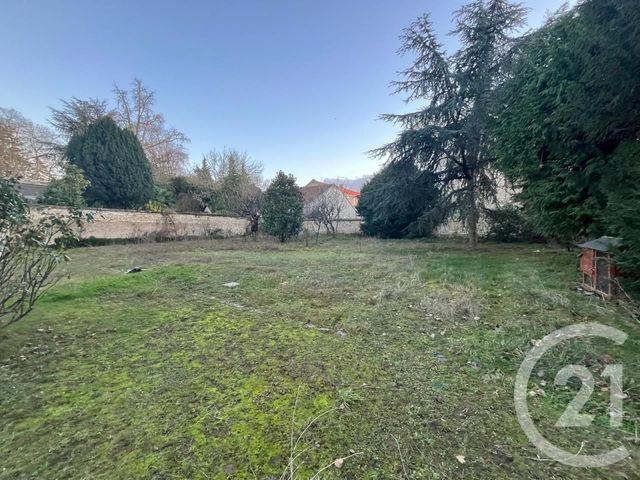 Maison à vendre - 7 pièces - 220 m2 - Chatellerault - 86 - POITOU-CHARENTES