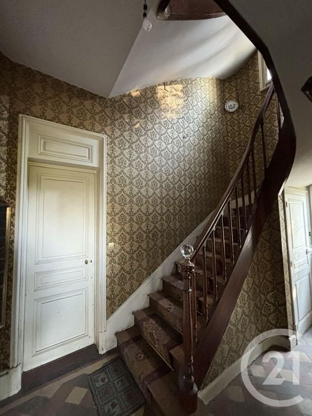 Maison à vendre - 10 pièces - 243 m2 - Chatellerault - 86 - POITOU-CHARENTES