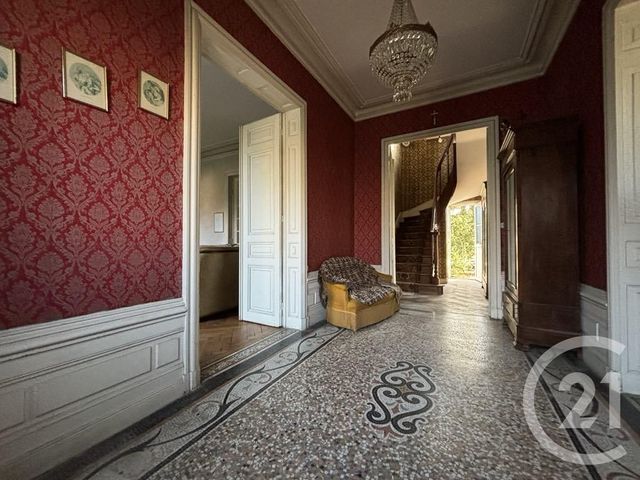 Maison à vendre - 10 pièces - 243 m2 - Chatellerault - 86 - POITOU-CHARENTES