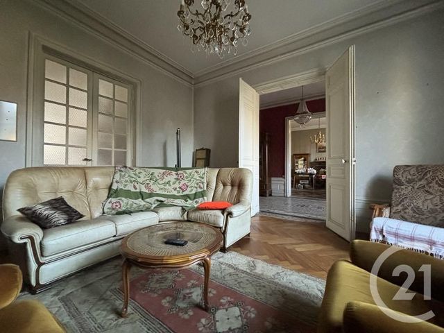 Maison à vendre - 10 pièces - 243 m2 - Chatellerault - 86 - POITOU-CHARENTES