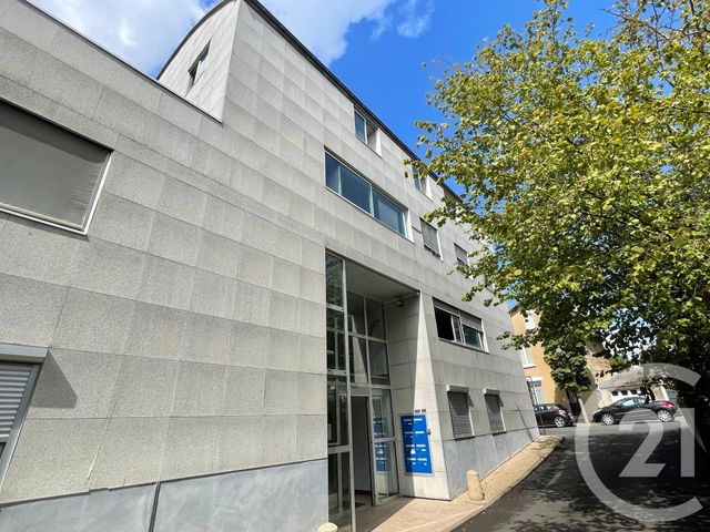 Appartement Local à vendre - 3 pièces - 75 m2 - Chatellerault - 86 - POITOU-CHARENTES