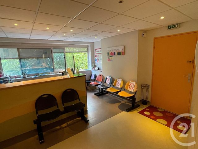 Appartement Local à vendre - 3 pièces - 75 m2 - Chatellerault - 86 - POITOU-CHARENTES