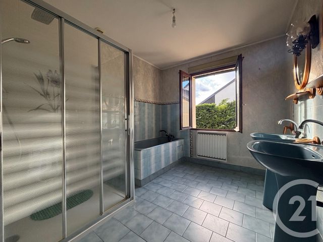 Maison à vendre - 4 pièces - 100,83 m2 - Chatellerault - 86 - POITOU-CHARENTES