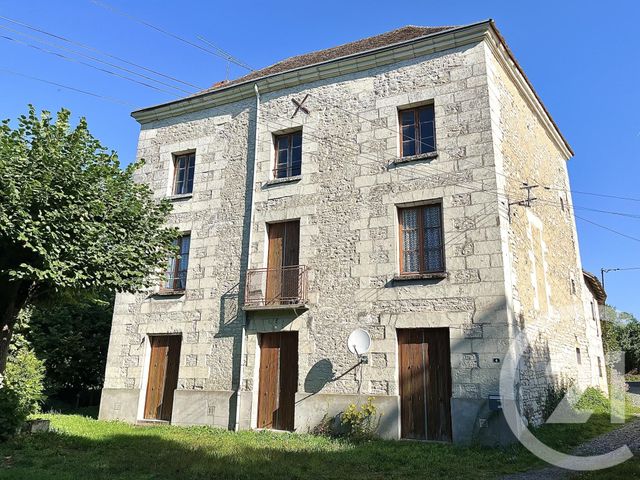 Maison à vendre - 8 pièces - 143,05 m2 - St Sauveur - 86 - POITOU-CHARENTES
