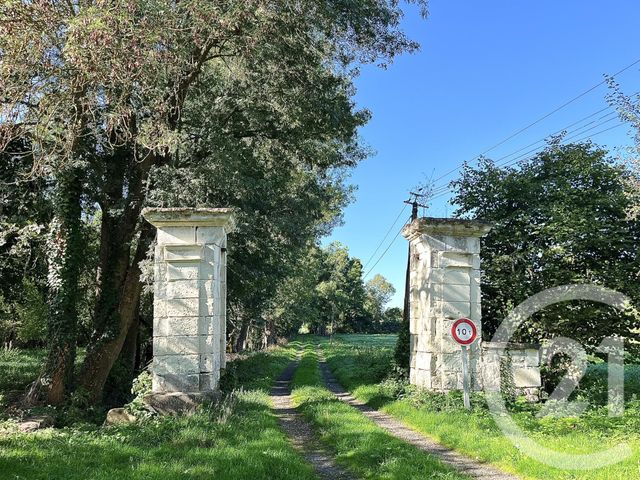 Maison à vendre - 8 pièces - 143,05 m2 - St Sauveur - 86 - POITOU-CHARENTES