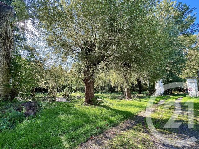 Maison à vendre - 8 pièces - 143,05 m2 - St Sauveur - 86 - POITOU-CHARENTES