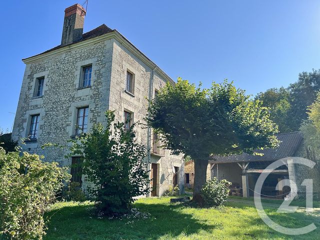 Maison à vendre - 8 pièces - 143,05 m2 - St Sauveur - 86 - POITOU-CHARENTES