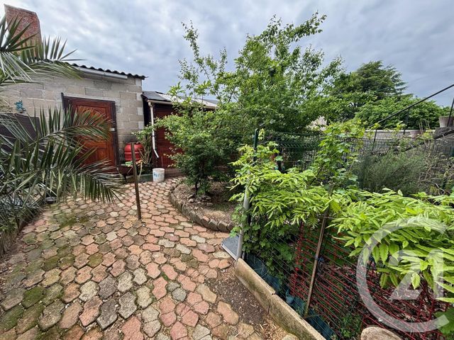 Maison à vendre - 2 pièces - 645 m2 - Chatellerault - 86 - POITOU-CHARENTES