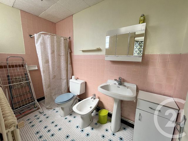 Maison à vendre - 8 pièces - 200,61 m2 - Chatellerault - 86 - POITOU-CHARENTES