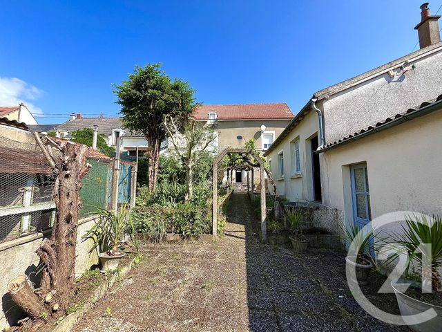 Maison à vendre - 8 pièces - 200,61 m2 - Chatellerault - 86 - POITOU-CHARENTES