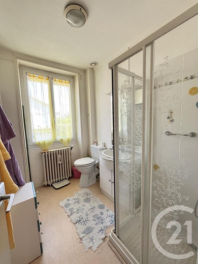 Maison à vendre - 8 pièces - 200,61 m2 - Chatellerault - 86 - POITOU-CHARENTES