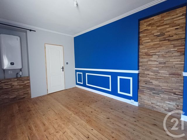 Maison &agrave; louer - 4 pi&egrave;ces - 106,82 m2 - Dange St Romain - 86 - POITOU-CHARENTES