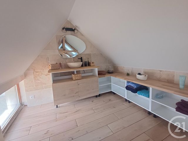 Maison &agrave; louer - 4 pi&egrave;ces - 106,82 m2 - Dange St Romain - 86 - POITOU-CHARENTES