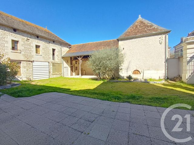 Maison &agrave; louer - 4 pi&egrave;ces - 106,82 m2 - Dange St Romain - 86 - POITOU-CHARENTES