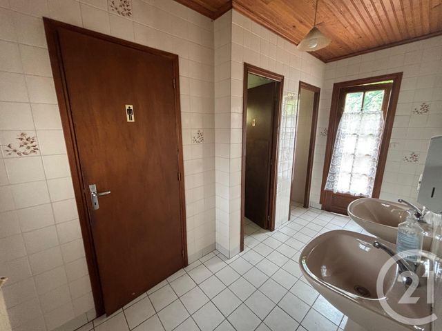 Maison à vendre - 11 pièces - 260 m2 - Ingrandes - 86 - POITOU-CHARENTES