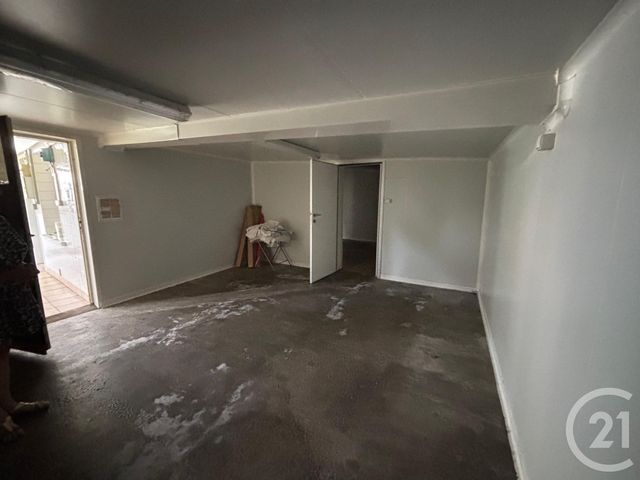 Maison à vendre - 11 pièces - 260 m2 - Ingrandes - 86 - POITOU-CHARENTES