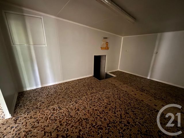 Maison à vendre - 11 pièces - 260 m2 - Ingrandes - 86 - POITOU-CHARENTES