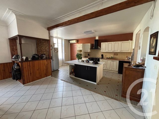 maison - SCORBE CLAIRVAUX - 86