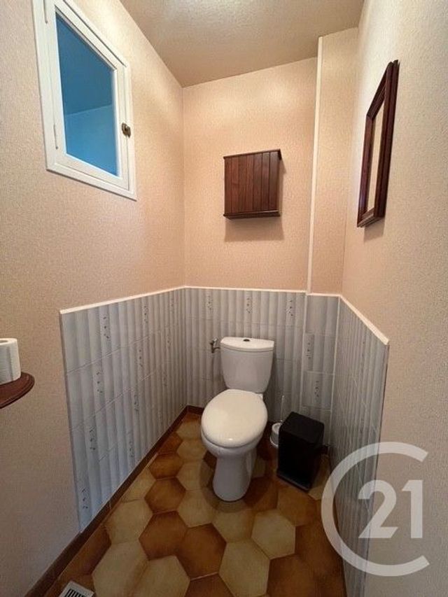 Maison &agrave; vendre - 5 pi&egrave;ces - 150 m2 - Scorbe Clairvaux - 86 - POITOU-CHARENTES