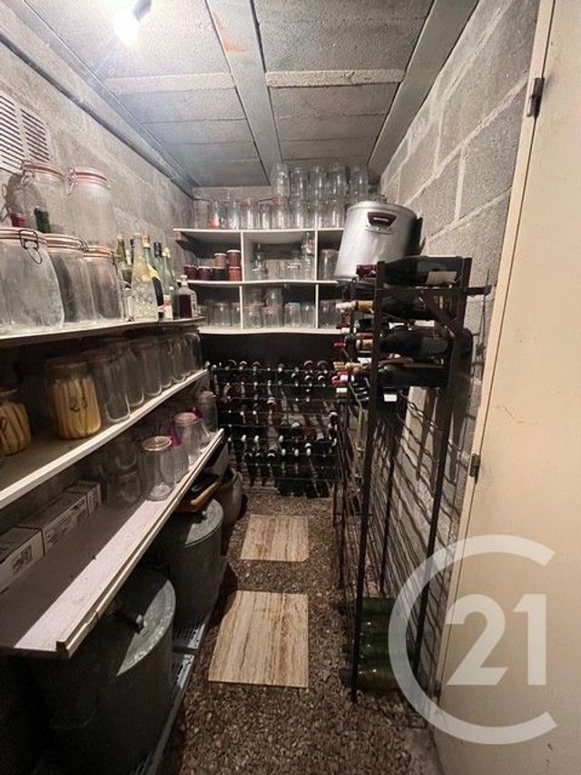 Maison &agrave; vendre - 5 pi&egrave;ces - 150 m2 - Scorbe Clairvaux - 86 - POITOU-CHARENTES